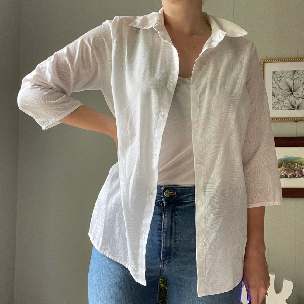 *SOLD*TROPICAL WHITE BUTTON UP